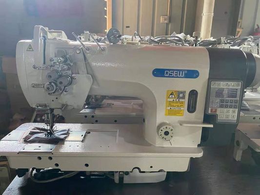 QS-4400単一の針のチェーンステッチのミシンの混合物は3に同時性に与える